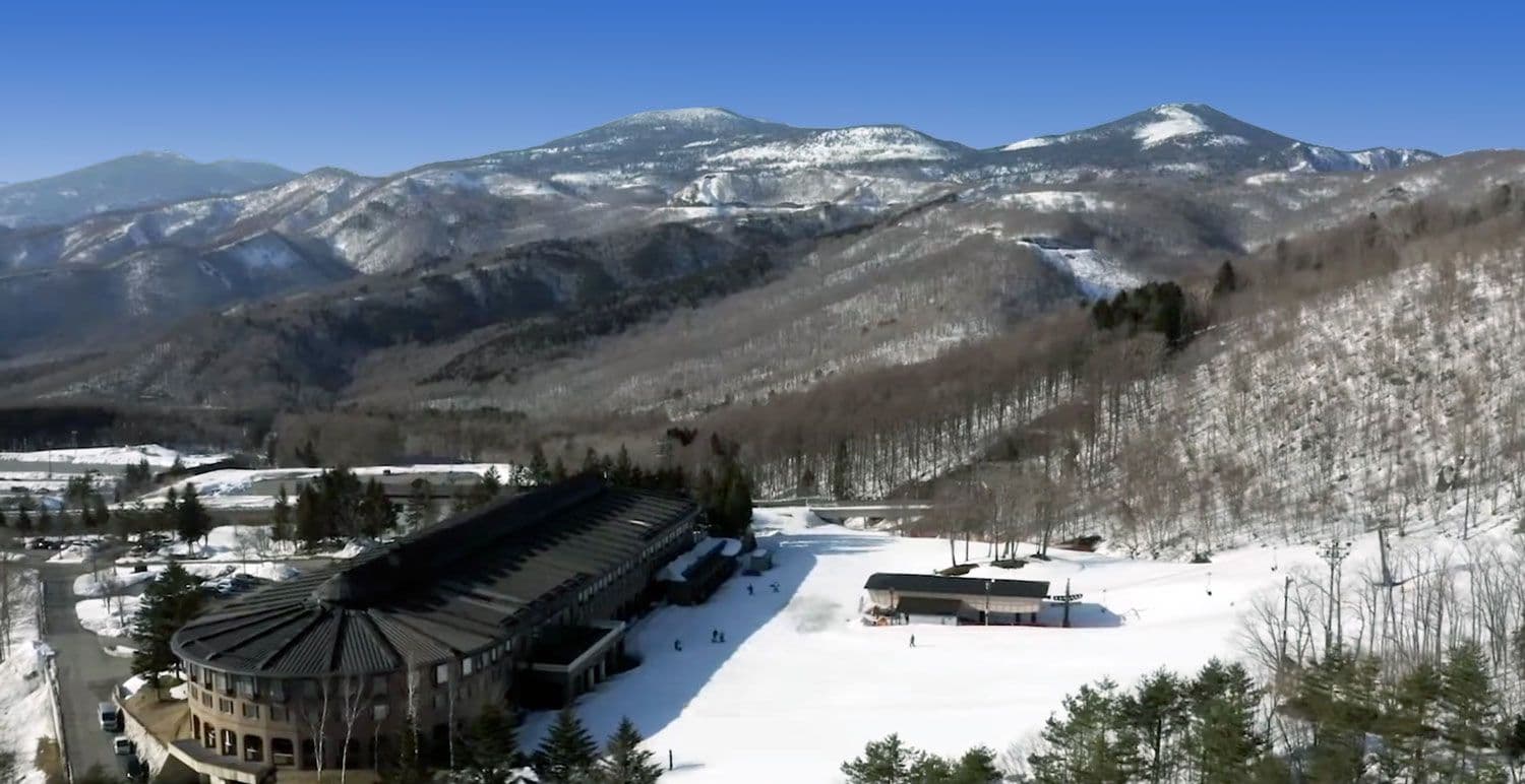 High-Base Powder Pockets With a Quiet Soul