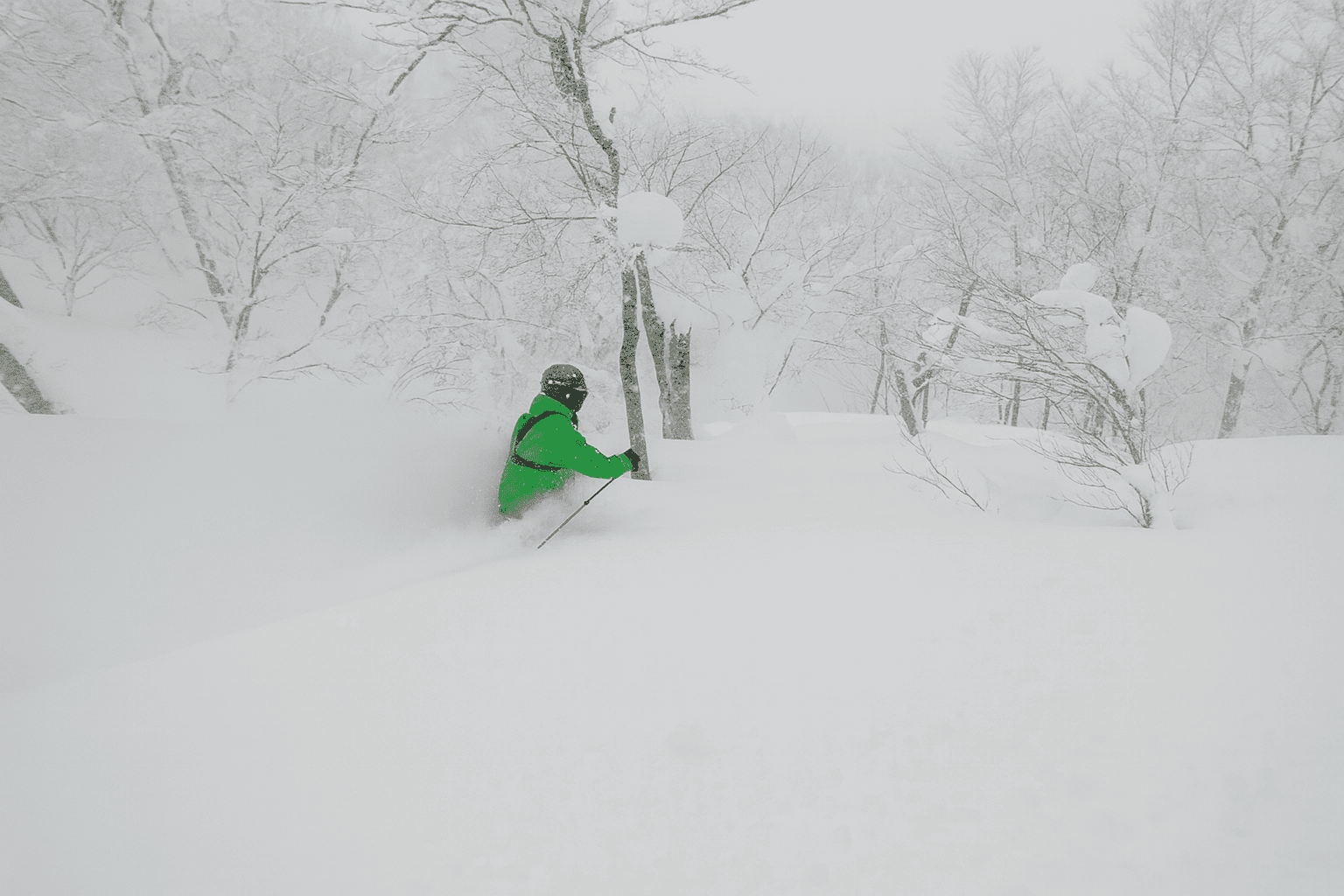 waist deep in powder in geto kogen backcountry
